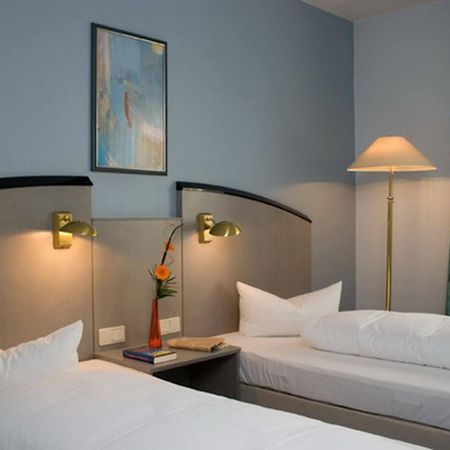 โฮเต็ล อัลท์ เทมเปิดฮอฟ Hotel เบอร์ลิน ห้อง รูปภาพ